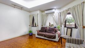 3 Bedroom Condo for rent in Urdaneta, Metro Manila near MRT-3 Ayala