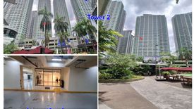 Condo for sale in Horseshoe, Metro Manila near LRT-2 Gilmore