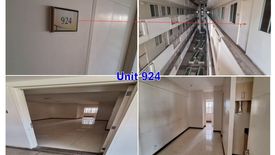 Condo for sale in Valencia, Metro Manila near LRT-2 Gilmore