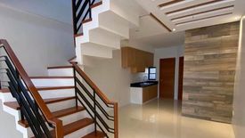 4 Bedroom Townhouse for sale in Manuyo Dos, Metro Manila