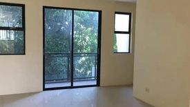 3 Bedroom Townhouse for rent in Kapitolyo, Metro Manila near MRT-3 Boni