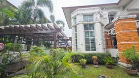 4 Bedroom House for sale in Sala Thammasop, Bangkok