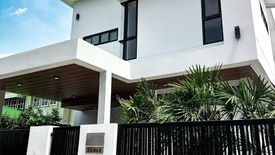 4 Bedroom House for sale in Bang Na, Bangkok