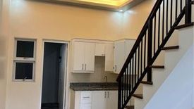 4 Bedroom Townhouse for sale in Urdaneta, Metro Manila near MRT-3 Ayala