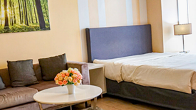 1 Bedroom Condo for rent in Two Central, Bel-Air, Metro Manila