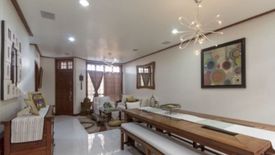 3 Bedroom House for sale in Kapitolyo, Metro Manila near MRT-3 Boni