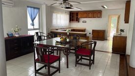 4 Bedroom House for rent in Blue Ridge B, Metro Manila