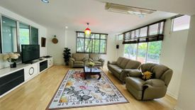 4 Bedroom House for rent in Khlong Tan Nuea, Bangkok