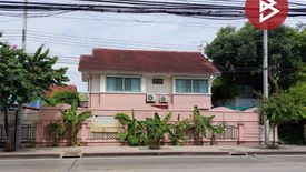 3 Bedroom House for sale in Tha Kham, Bangkok