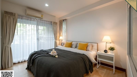 2 Bedroom Condo for sale in The Seed Musee, Khlong Tan, Bangkok near BTS Phrom Phong