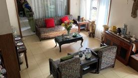 5 Bedroom House for sale in Horseshoe, Metro Manila near LRT-2 Gilmore