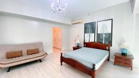 2 Bedroom Condo for sale in San Lorenzo, Metro Manila near MRT-3 Ayala