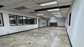 Warehouse / Factory for rent in Urdaneta, Metro Manila near MRT-3 Ayala