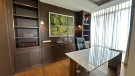 3 Bedroom Condo for sale in 185 Rajadamri, Langsuan, Bangkok near BTS Ratchadamri