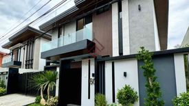 5 Bedroom House for sale in BF Homes, Metro Manila