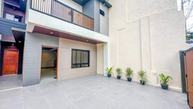 4 Bedroom House for sale in Almanza Uno, Metro Manila