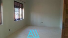 3 Bedroom House for sale in San Lorenzo, Metro Manila near MRT-3 Ayala