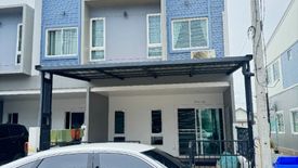 3 Bedroom Townhouse for sale in Tha Tamnak, Nakhon Pathom