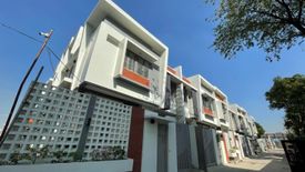 3 Bedroom Townhouse for sale in Bahay Toro, Metro Manila near LRT-1 Roosevelt