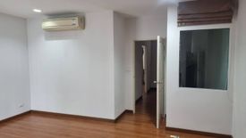 3 Bedroom Townhouse for rent in Baan Klang Muang Sathorn-Taksin 2, Bang Kho, Bangkok near BTS Wutthakat