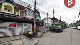 2 Bedroom Townhouse for sale in Tha Kham, Bangkok