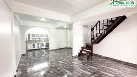 3 Bedroom Townhouse for sale in Don Mueang, Bangkok