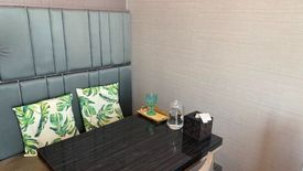 1 Bedroom Condo for sale in The Diplomat Sathorn, Silom, Bangkok near BTS Surasak