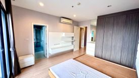 2 Bedroom Condo for sale in Urbano Absolute Sathon - Taksin, Khlong Ton Sai, Bangkok near BTS Krung Thon Buri