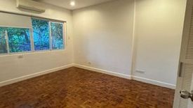 4 Bedroom House for rent in Dasmariñas North, Metro Manila near MRT-3 Ayala