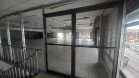 Commercial for rent in Pinyahan, Metro Manila near MRT-3 Kamuning