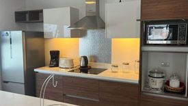 1 Bedroom Condo for sale in San Lorenzo, Metro Manila near MRT-3 Ayala