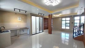 4 Bedroom House for sale in Talon Dos, Metro Manila