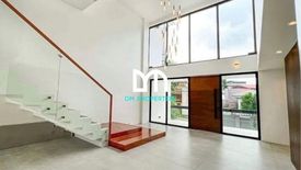 4 Bedroom House for sale in White Plains, Metro Manila