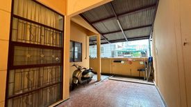 3 Bedroom Townhouse for sale in Bang Phut, Nonthaburi