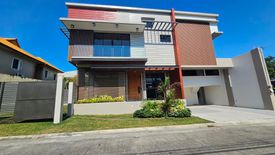 6 Bedroom House for sale in BF Homes, Metro Manila