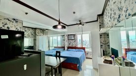 Condo for rent in Pio Del Pilar, Metro Manila