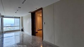 3 Bedroom Condo for rent in Two Roxas Triangle, Urdaneta, Metro Manila near MRT-3 Buendia