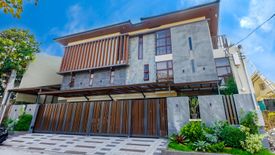 6 Bedroom House for sale in Moonwalk, Metro Manila