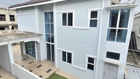 4 Bedroom House for sale in Batu Gajah, Perak