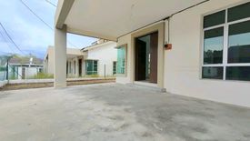 4 Bedroom House for sale in Batu Gajah, Perak