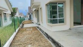 4 Bedroom House for sale in Batu Gajah, Perak