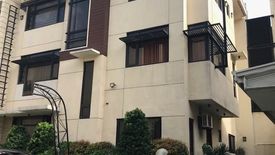 4 Bedroom Townhouse for rent in Sacred Heart, Metro Manila near MRT-3 Kamuning