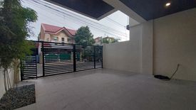 4 Bedroom House for sale in Don Bosco, Metro Manila