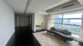 4 Bedroom Condo for sale in Urdaneta, Metro Manila near MRT-3 Ayala