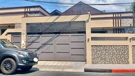 3 Bedroom House for sale in Poblacion, Metro Manila