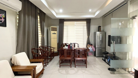 5 Bedroom House for rent in McKinley Hill Village, McKinley Hill, Metro Manila