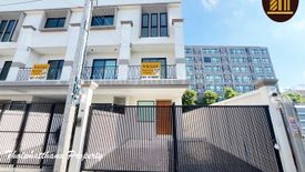 4 Bedroom Townhouse for sale in Bang Na, Bangkok