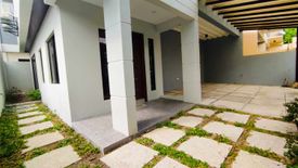 4 Bedroom House for sale in Poblacion, Metro Manila