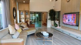 5 Bedroom House for sale in Wichit, Phuket