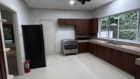 4 Bedroom House for rent in Dasmariñas North, Metro Manila near MRT-3 Ayala